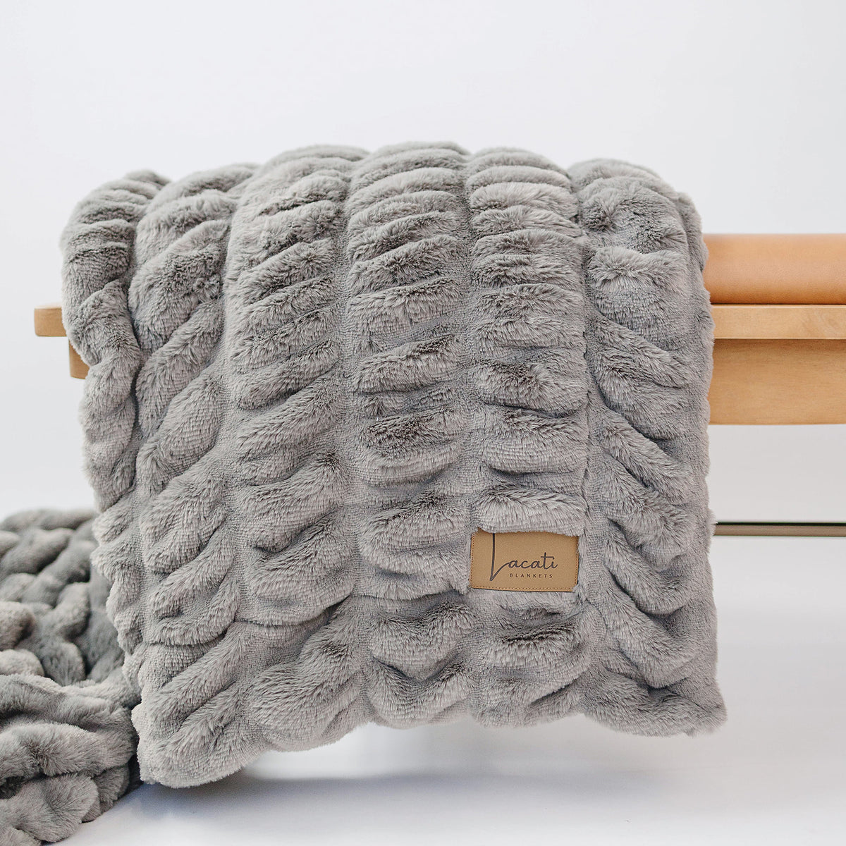 #color_Gray Flannel
