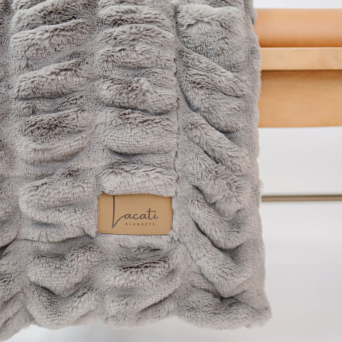 #color_Gray Flannel